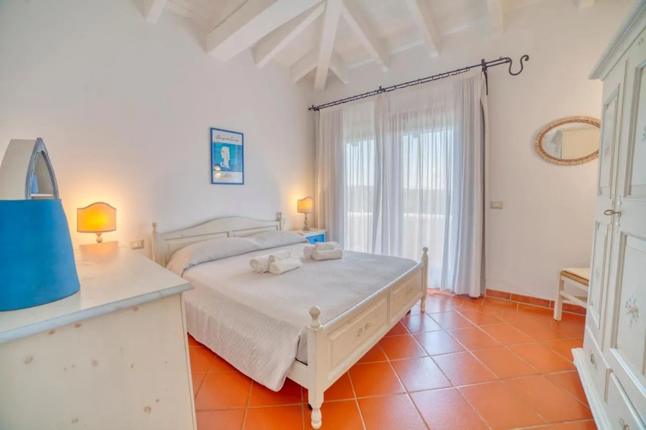 Villa Hibiscus Stintino İtalya